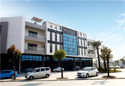 喜报|尼罗格兰陶瓷荣膺2022年度仿古十大品牌，卓越品质铸就行业典范